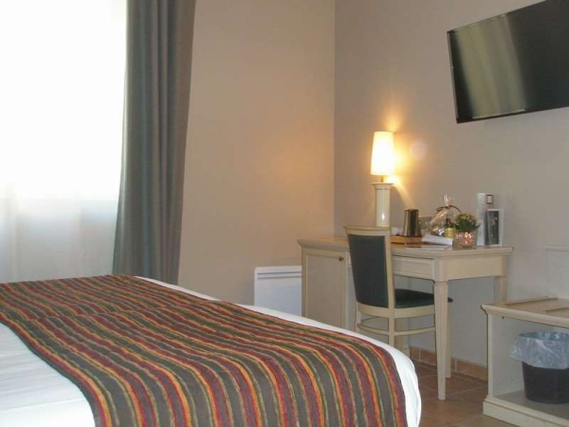 Hotel Artea Aix Centre Aix-en-Provence Kamer foto