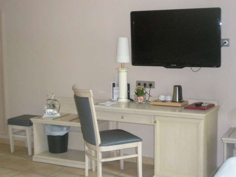 Hotel Artea Aix Centre Aix-en-Provence Kamer foto
